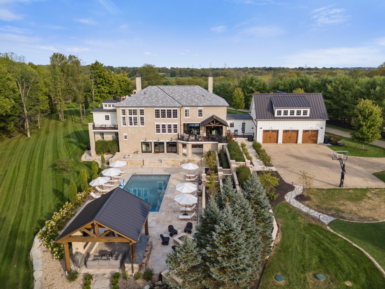 Hardscapes – Residential Oudoor Living Space Hardscapes – Residential Oudoor Living Space